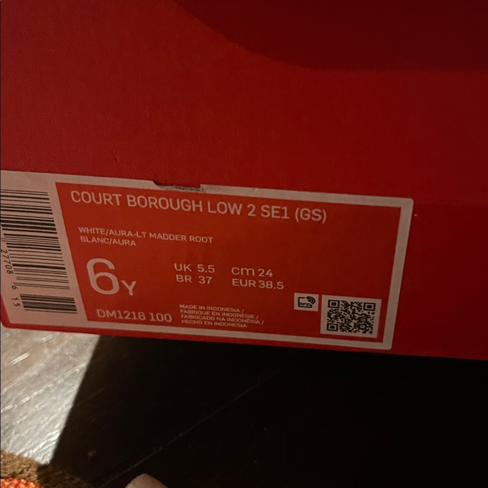 Nike Kids' Coral and White Sneakers - Picture 9 of 9